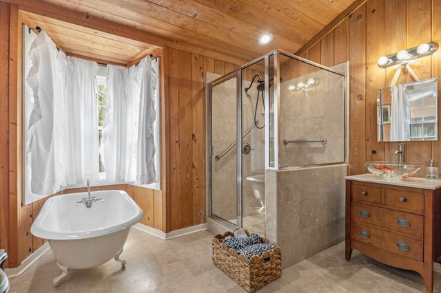 145 Midway Dr., Pawleys Island, SC 29585