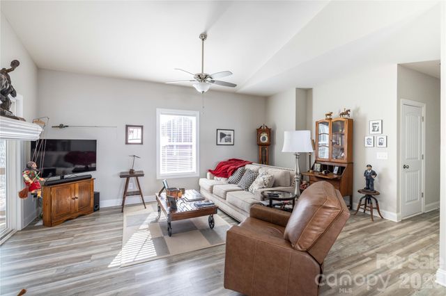 194 Hattaway Circle, Mount Gilead, NC 27306