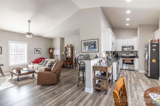 194 Hattaway Circle, Mount Gilead, NC 27306