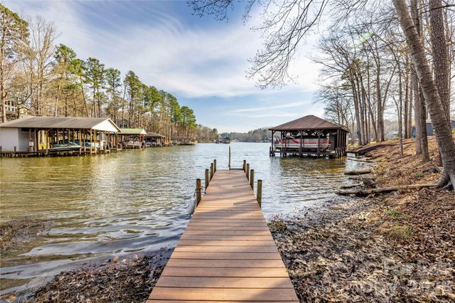 194 Hattaway Circle, Mount Gilead, NC 27306