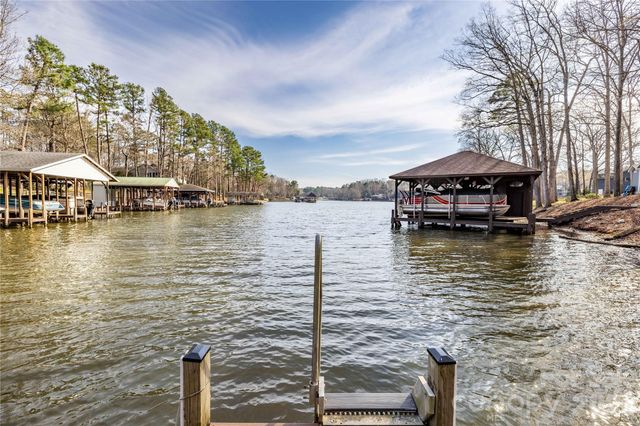 194 Hattaway Circle, Mount Gilead, NC 27306