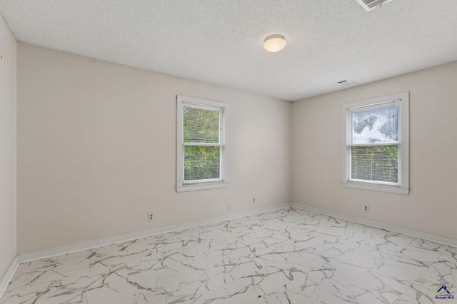 121 Girl Scout, Lizella, GA 31052