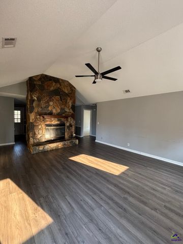 121 Girl Scout, Lizella, GA 31052