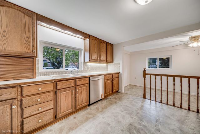 1227 W Central Ave, Spokane, WA 99205
