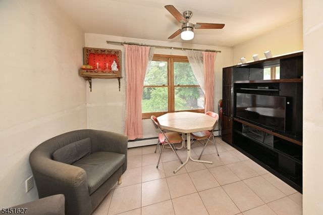 23 Ward St, Fair Lawn Boro, NJ 07410