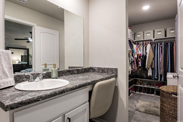 5049 Windflower Cv, Alexander, AR 72002