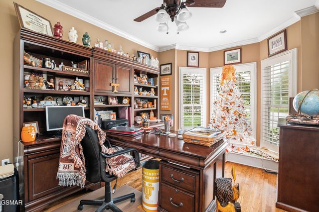 207 Fallen Oak Circle, Seymour, TN 37865