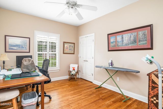 207 Fallen Oak Circle, Seymour, TN 37865