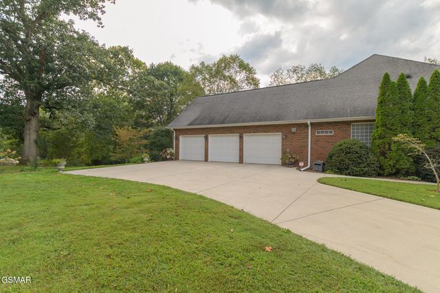 207 Fallen Oak Circle, Seymour, TN 37865