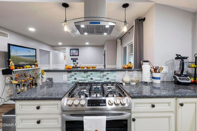 1231 Bluebell Street, Oxnard, CA 93036