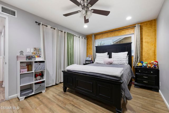 1231 Bluebell Street, Oxnard, CA 93036