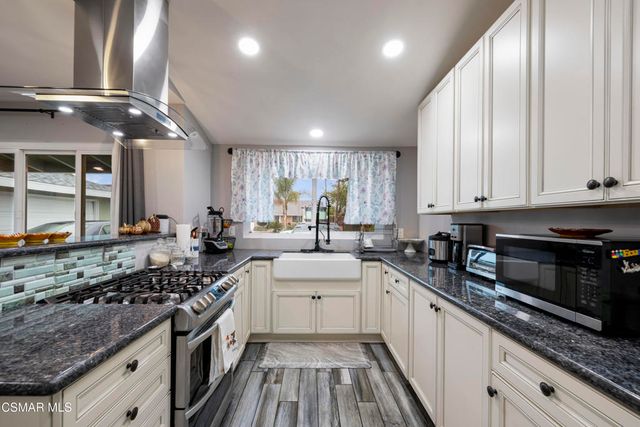 1231 Bluebell Street, Oxnard, CA 93036