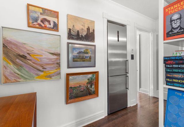 627 East University Street, Springfield, MO 65807