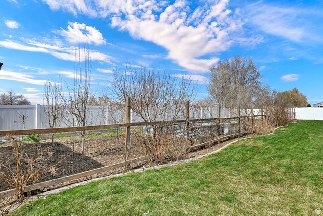 3056 S 1450 W, Perry, UT 84302