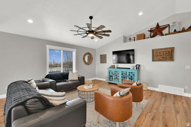 3056 S 1450 W, Perry, UT 84302