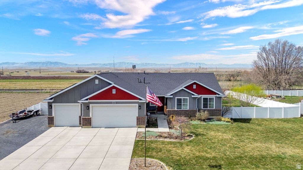 3056 S 1450 W, Perry, UT 84302