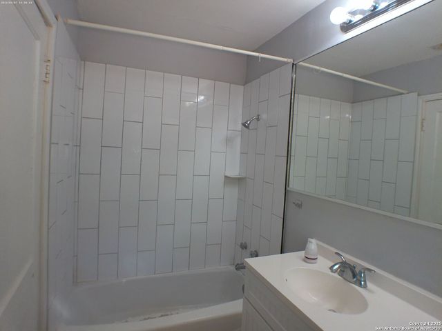 427 Olney, San Antonio, TX 78209