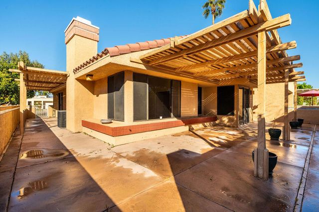 41705 Navarre Court, Palm Desert, CA 92260