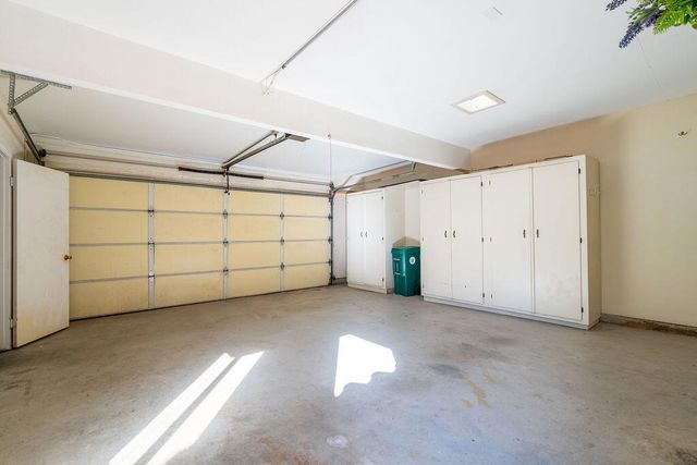 41705 Navarre Court, Palm Desert, CA 92260