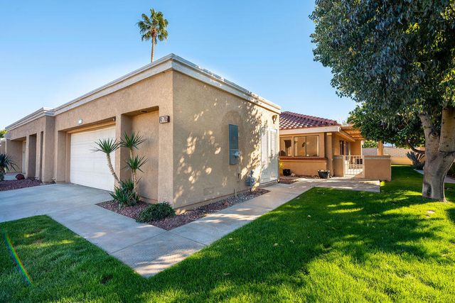 41705 Navarre Court, Palm Desert, CA 92260