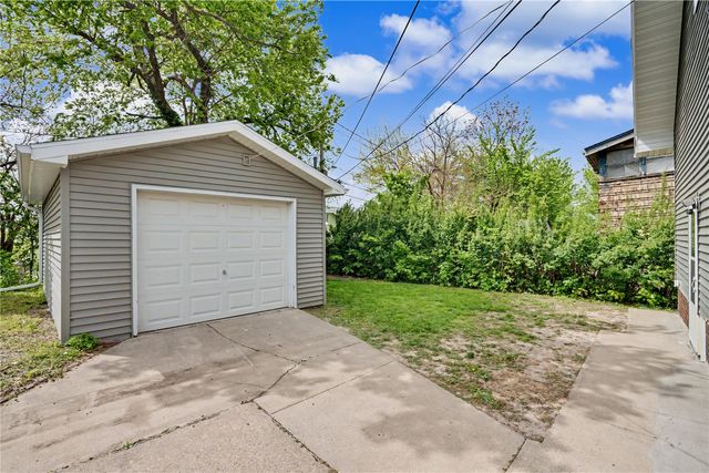 835 18th Street SE, Cedar Rapids, IA 52403