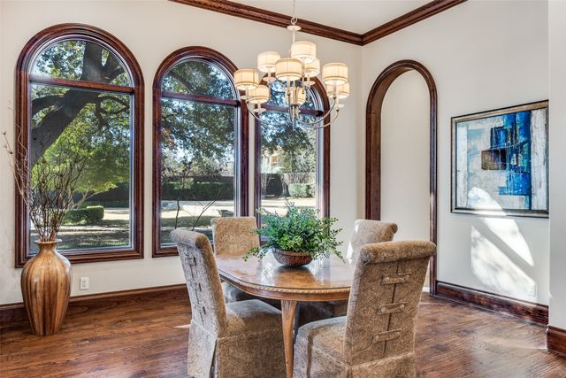 10750 Welch Road, Dallas, TX 75229