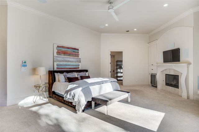 10750 Welch Road, Dallas, TX 75229