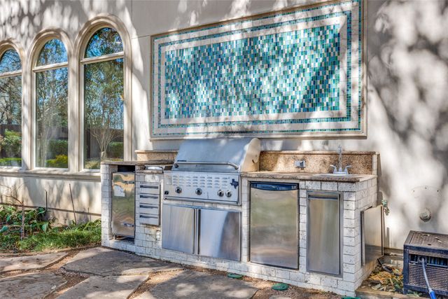 10750 Welch Road, Dallas, TX 75229