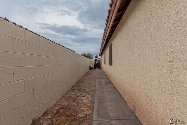 417 N San Juan Ln, San Luis, AZ 85336