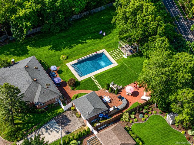 199 Dix Hills Road, Dix Hills, NY 11746