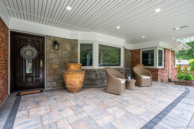 199 Dix Hills Road, Dix Hills, NY 11746