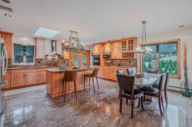 199 Dix Hills Road, Dix Hills, NY 11746