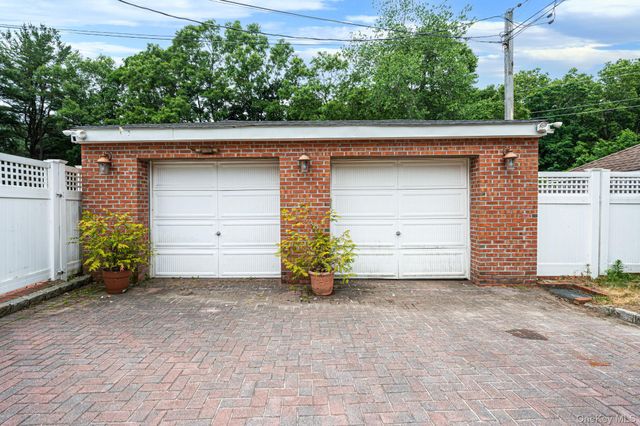 199 Dix Hills Road, Dix Hills, NY 11746