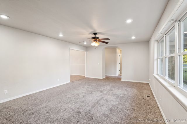 920 Francis Avenue, Tahlequah, OK 74464