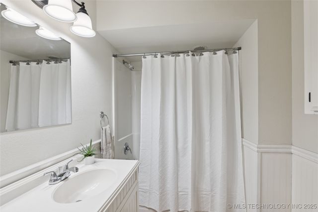 920 Francis Avenue, Tahlequah, OK 74464