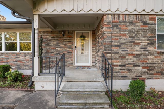 920 Francis Avenue, Tahlequah, OK 74464