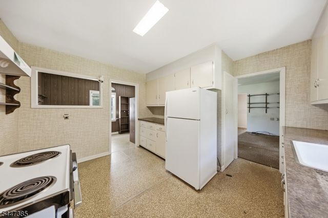 205 Glen Rd, Sparta Twp., NJ 07871