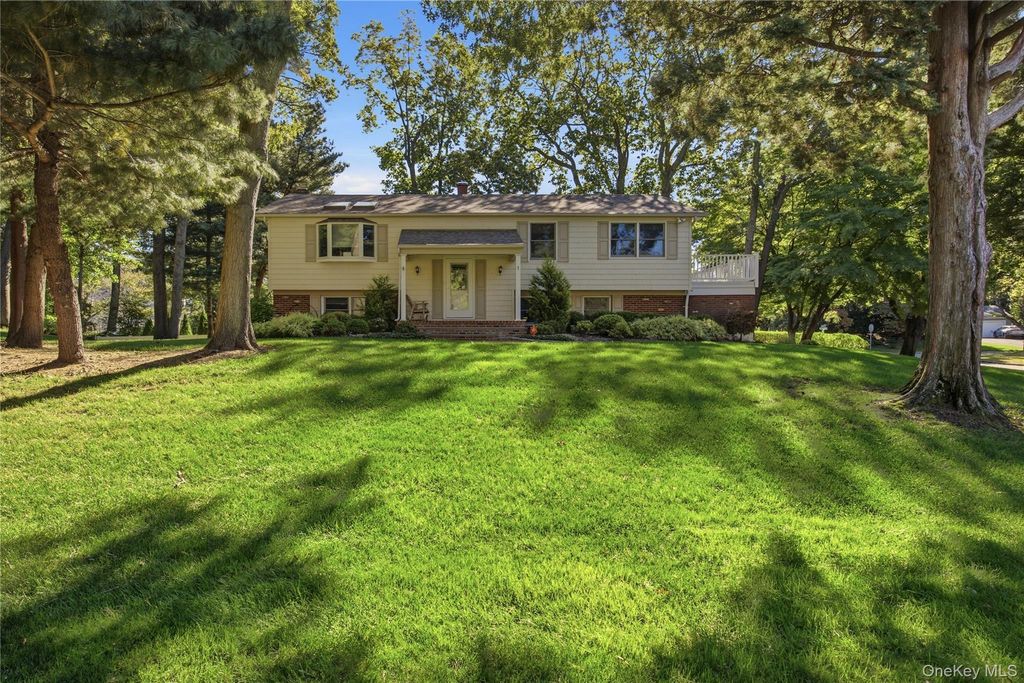 1 High Hill, East Setauket, NY 11733 — exterior