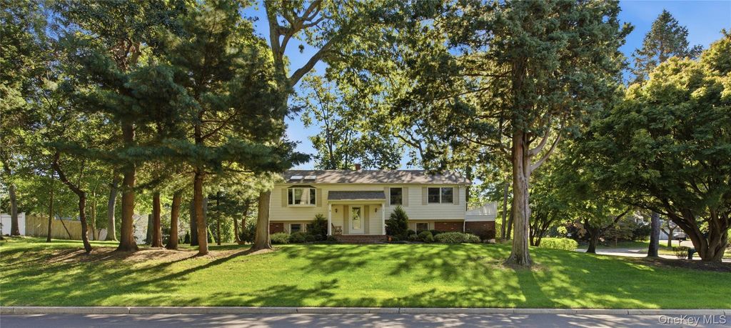 1 High Hill, East Setauket, NY 11733 — photo 2