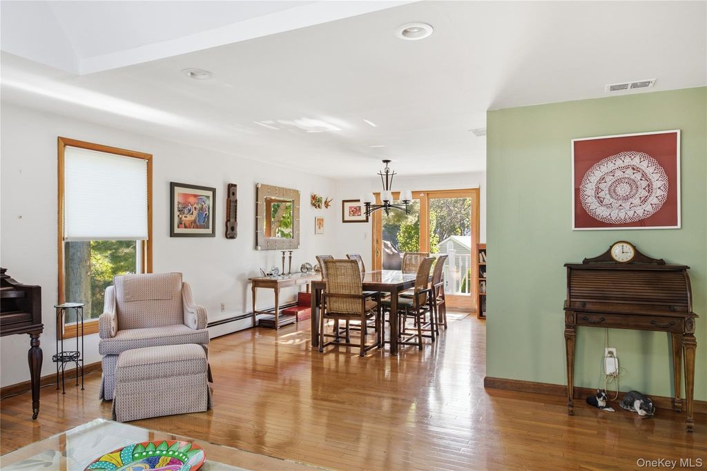 1 High Hill, East Setauket, NY 11733 — photo 5