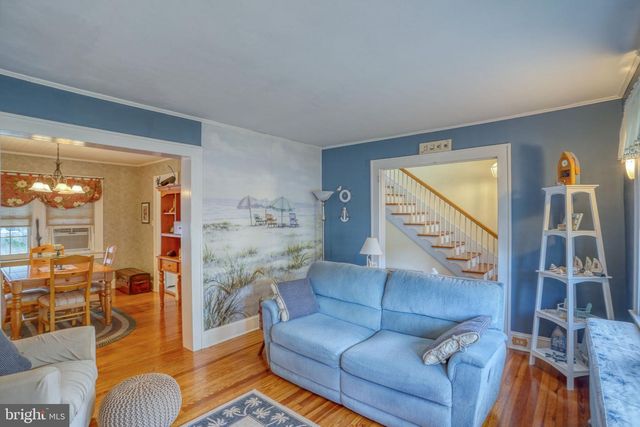 13 UNION, Smyrna, DE 19977