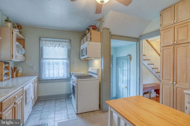 13 UNION, Smyrna, DE 19977