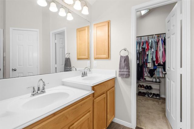 2614 Easton Springs Court, Pearland, TX 77584