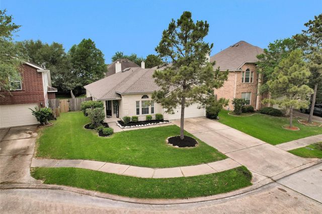 2614 Easton Springs Court, Pearland, TX 77584