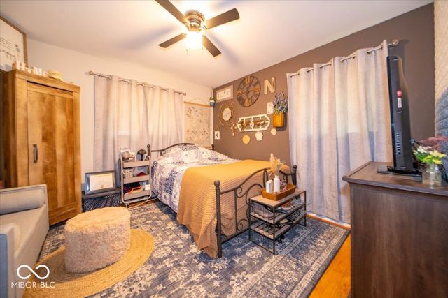 330 Gilbert Avenue, Beech Grove, IN 46107