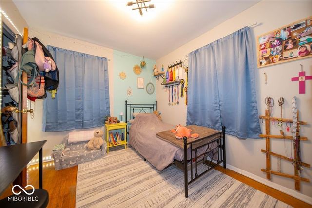 330 Gilbert Avenue, Beech Grove, IN 46107