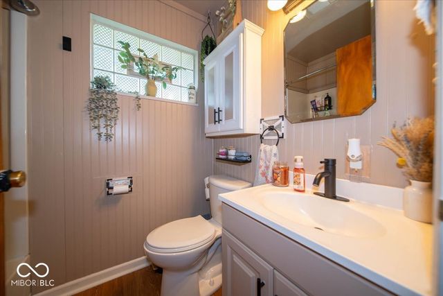 330 Gilbert Avenue, Beech Grove, IN 46107