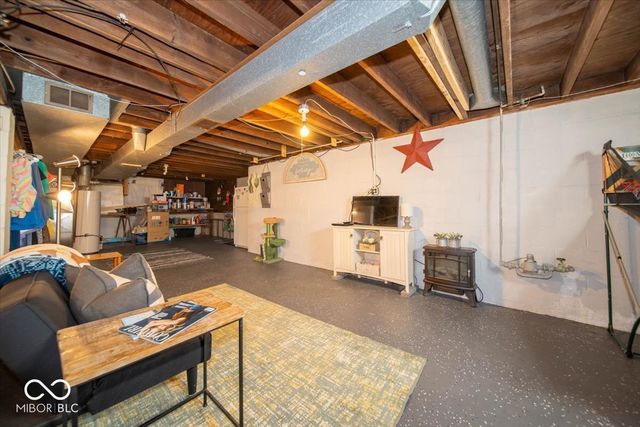 330 Gilbert Avenue, Beech Grove, IN 46107