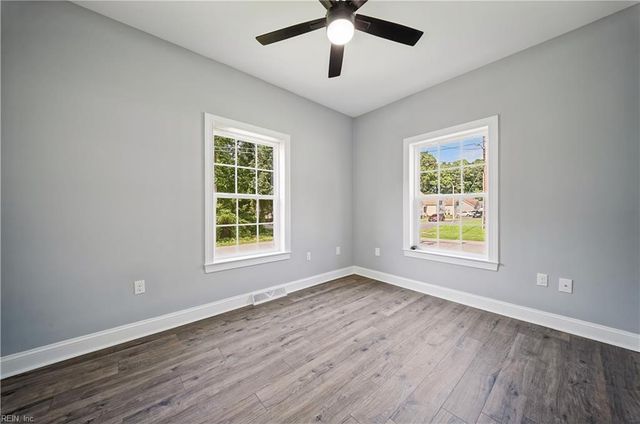 5101 James ST, Chesapeake, VA 23321