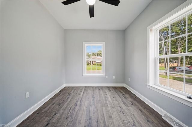 5101 James ST, Chesapeake, VA 23321